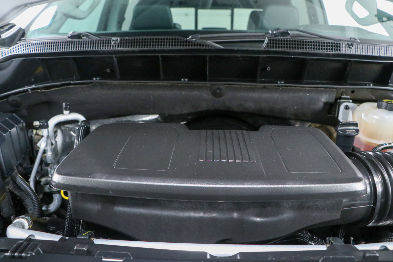 Used 2024 Chevrolet Silverado 1500 RST w/ Convenience Package II AWD/4WD image 34