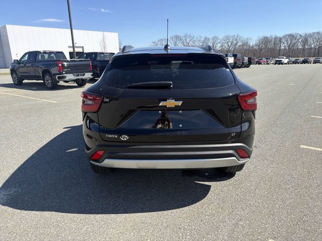 New 2026 Chevrolet Trax LT FWD image 33
