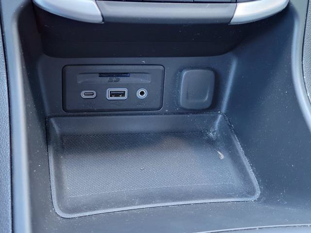 Used 2024 GMC Terrain SLT FWD image 22