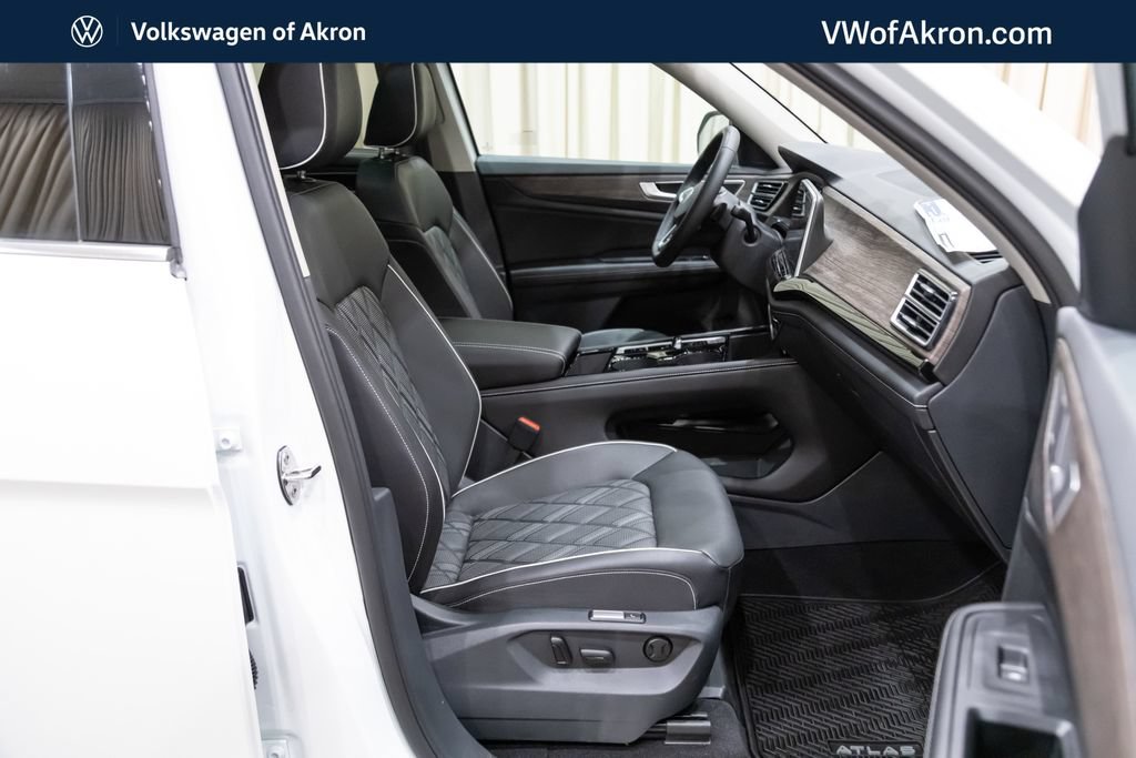 New 2026 Volkswagen Atlas SEL Premium R-Line AWD/4WD image 11