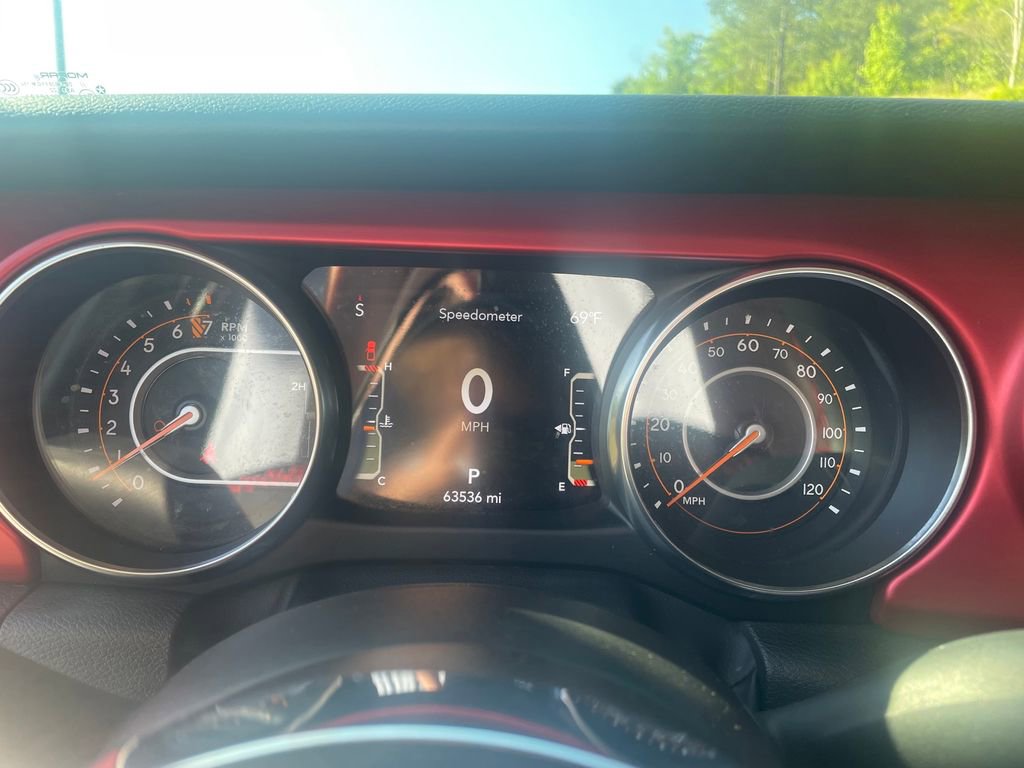 Used 2023 Jeep Gladiator Rubicon w/ Trailer Tow Package AWD/4WD image 14