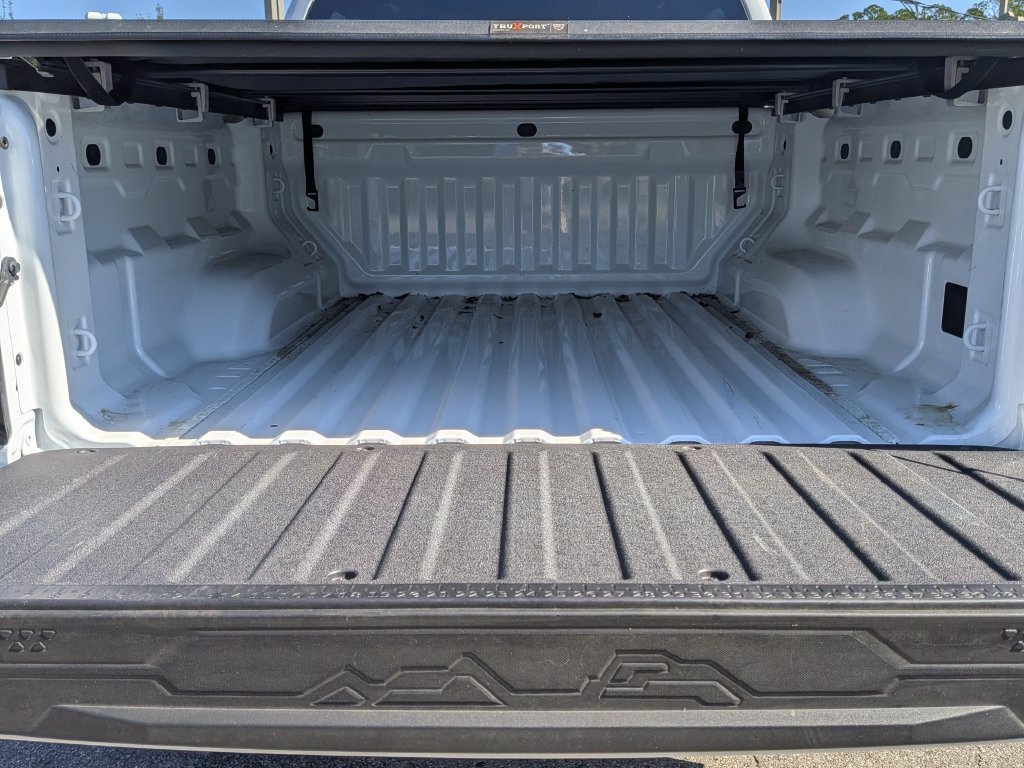 Used 2023 Chevrolet Colorado LT RWD image 13