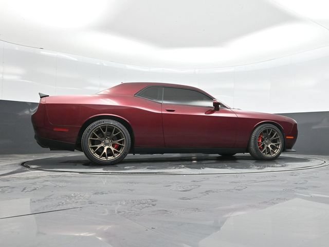 Used 2017 Dodge Challenger SRT Hellcat RWD image 46