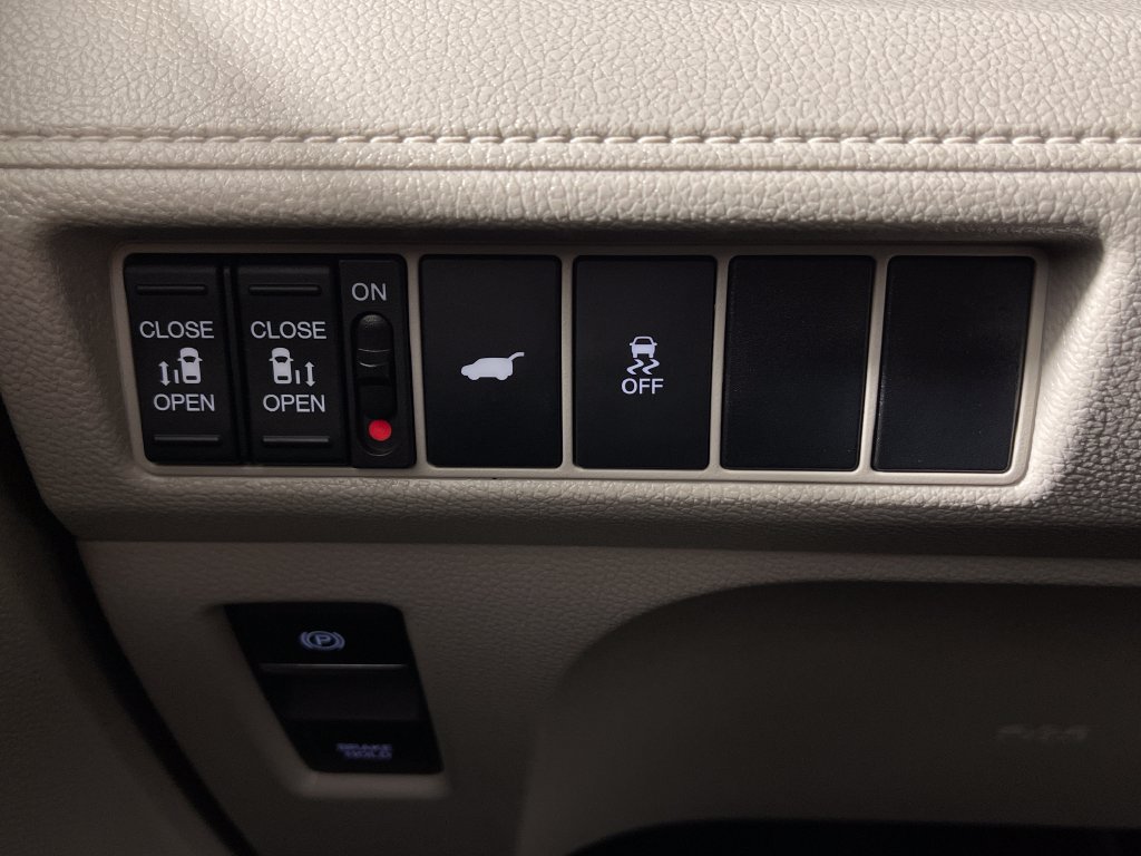 Used 2026 Honda Odyssey EX-L image 30
