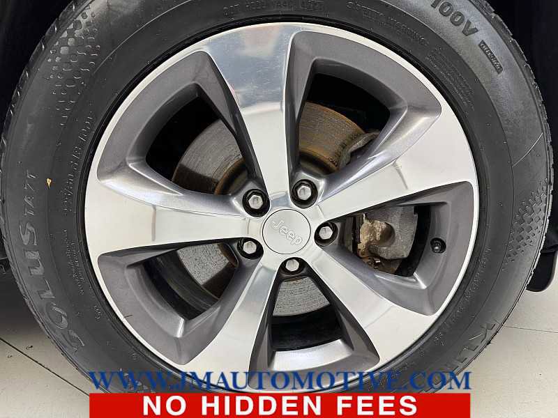 Used 2020 Jeep Cherokee Limited image 9