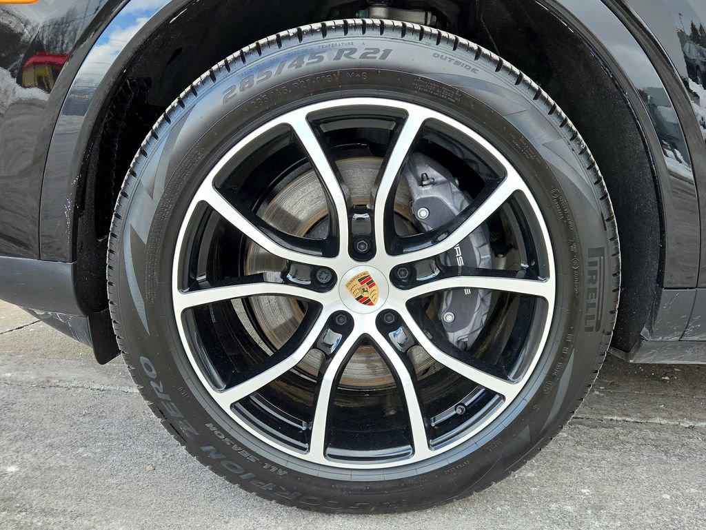 Certified 2026 Porsche Cayenne image 24