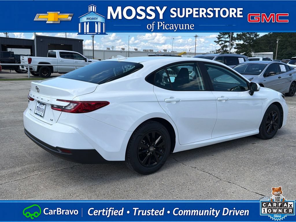 Used 2025 Toyota Camry LE FWD image 6