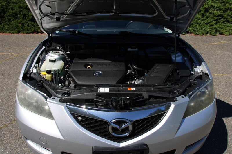 Used 2008 MAZDA MAZDA3 i Touring FWD image 18