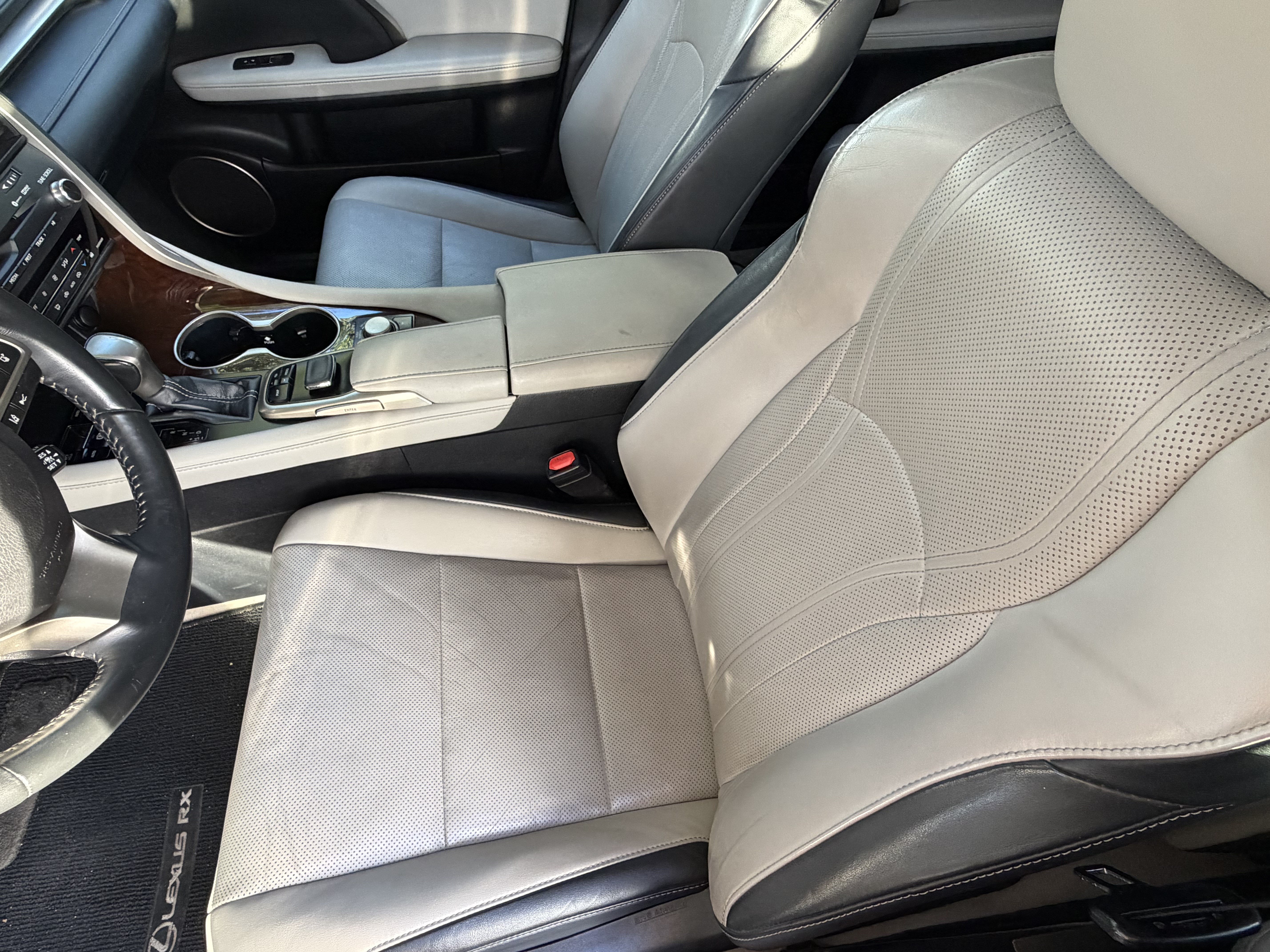 Used 2017 Lexus RX 350 AWD w/ Premium Package image 16