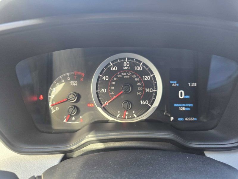 Used 2021 Toyota Corolla SE image 19