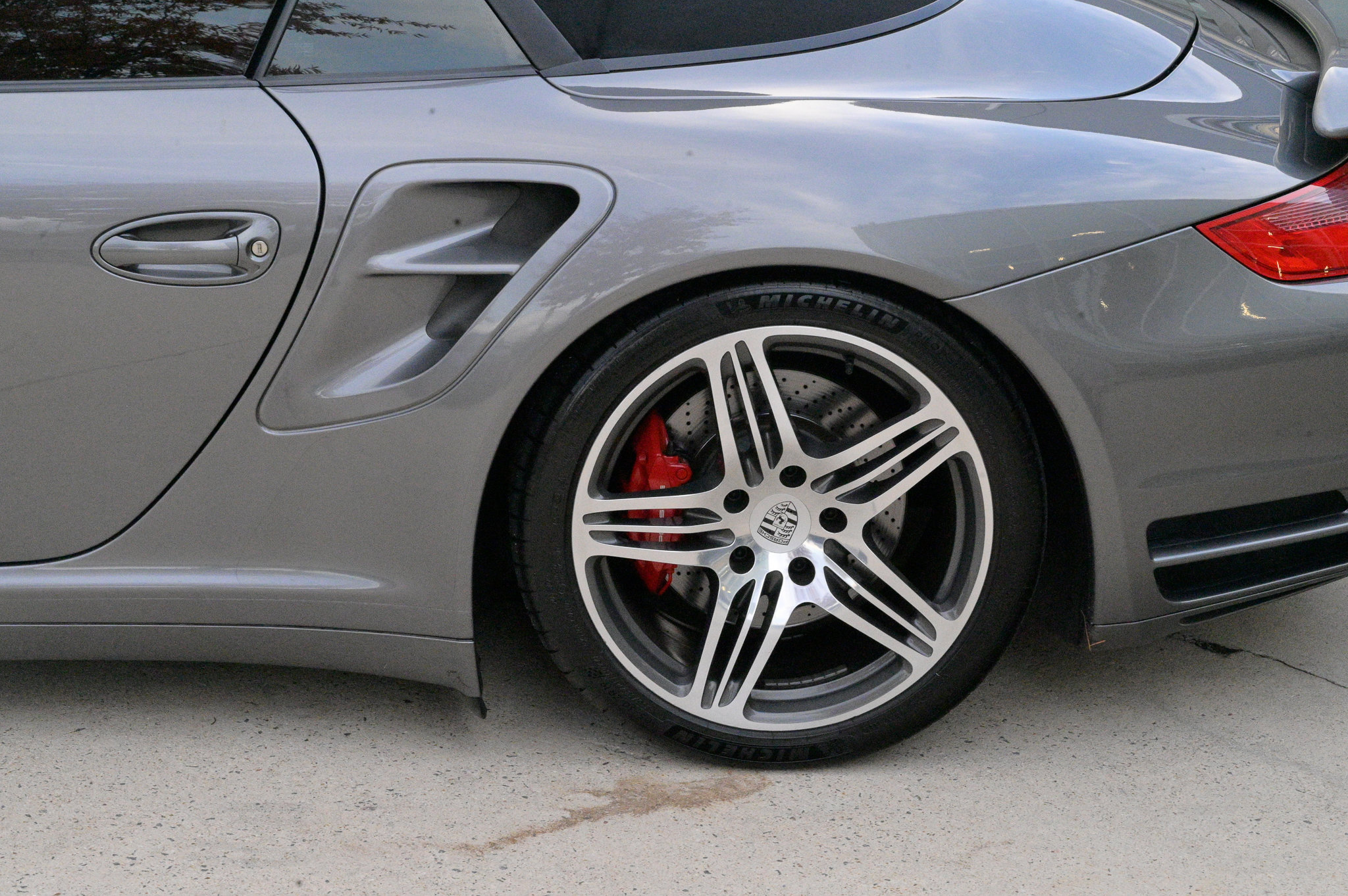 Used 2008 Porsche 911 Turbo image 10