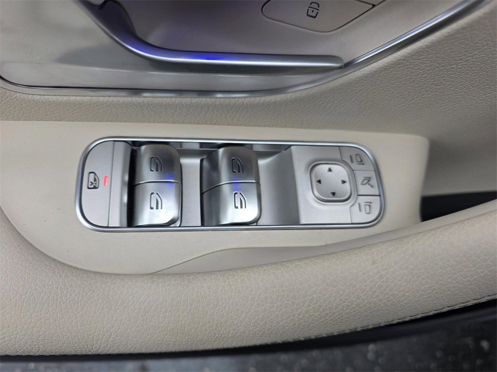 Certified 2025 Mercedes-Benz GLE 350 4MATIC image 13