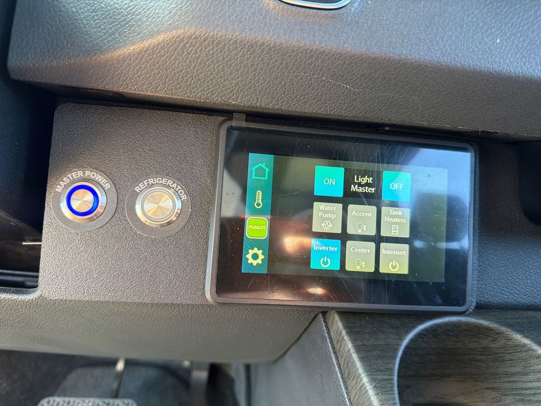 Used 2023 Mercedes-Benz Sprinter 3500 image 19