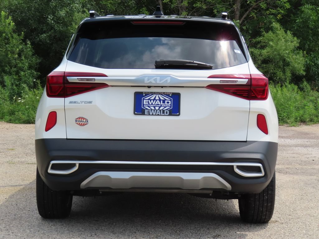 Certified 2023 Kia Seltos S w/ Navigation Package AWD/4WD image 18