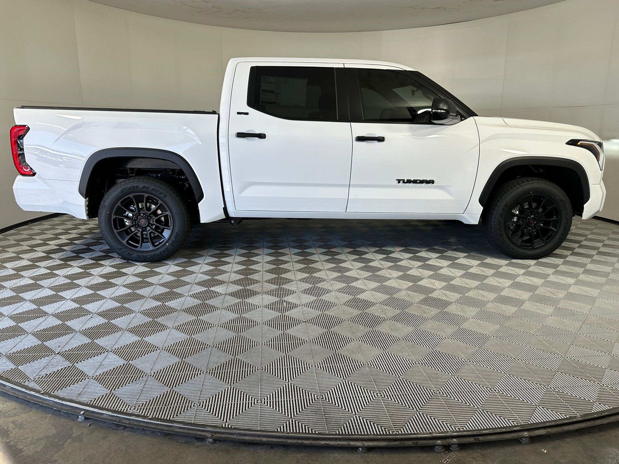 New 2026 Toyota Tundra SR5 image 7