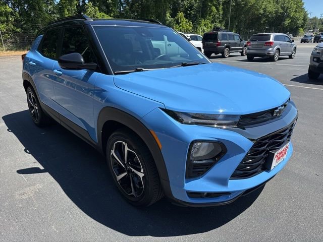 Used 2023 Chevrolet TrailBlazer RS w/ Sun and Liftgate Package FWD image 6