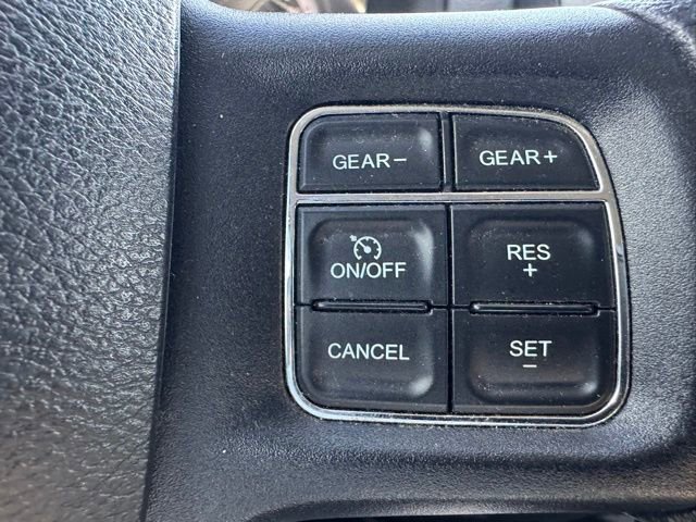 Used 2015 RAM 1500 Express AWD/4WD image 15