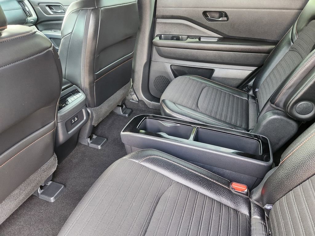 Used 2024 Nissan Pathfinder Rock Creek image 22