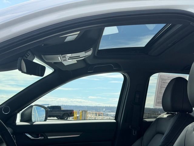 Used 2025 MAZDA CX-5 Signature image 16