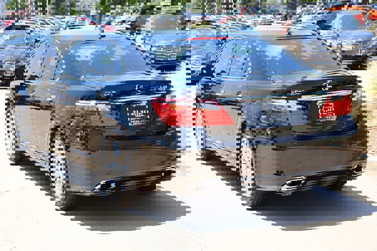 Used 2010 Lexus LS 460 image 7