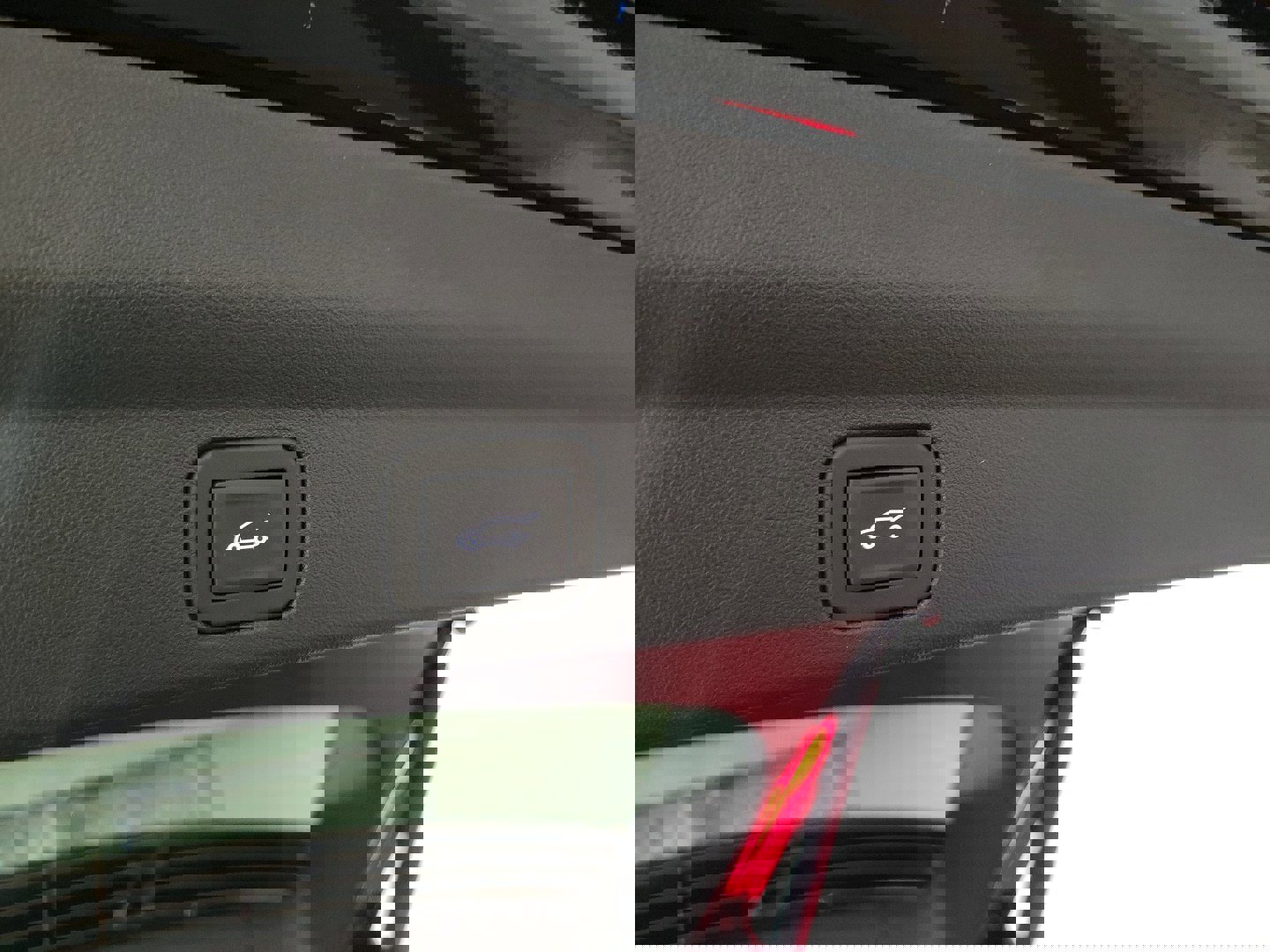 New 2025 Cadillac Escalade IQ Luxury 2 image 16