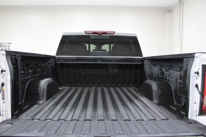 Used 2023 GMC Sierra 1500 Denali w/ Denali Reserve Package AWD/4WD image 14