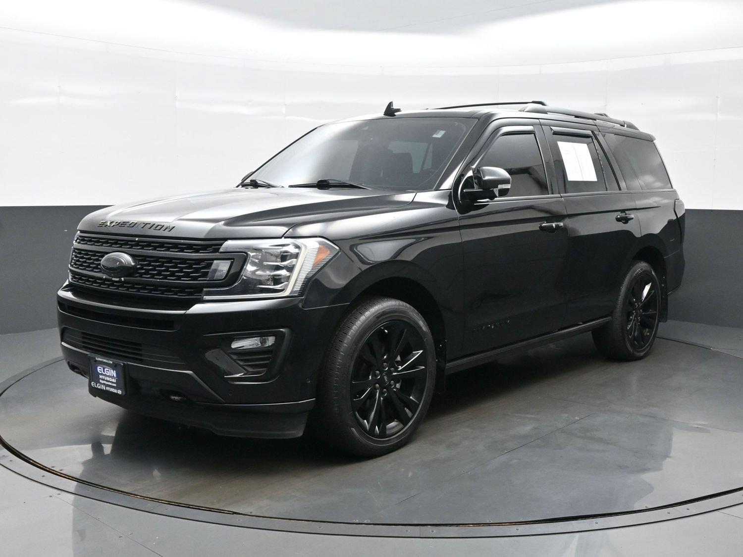 Used 2021 Ford Expedition Platinum AWD/4WD image 2