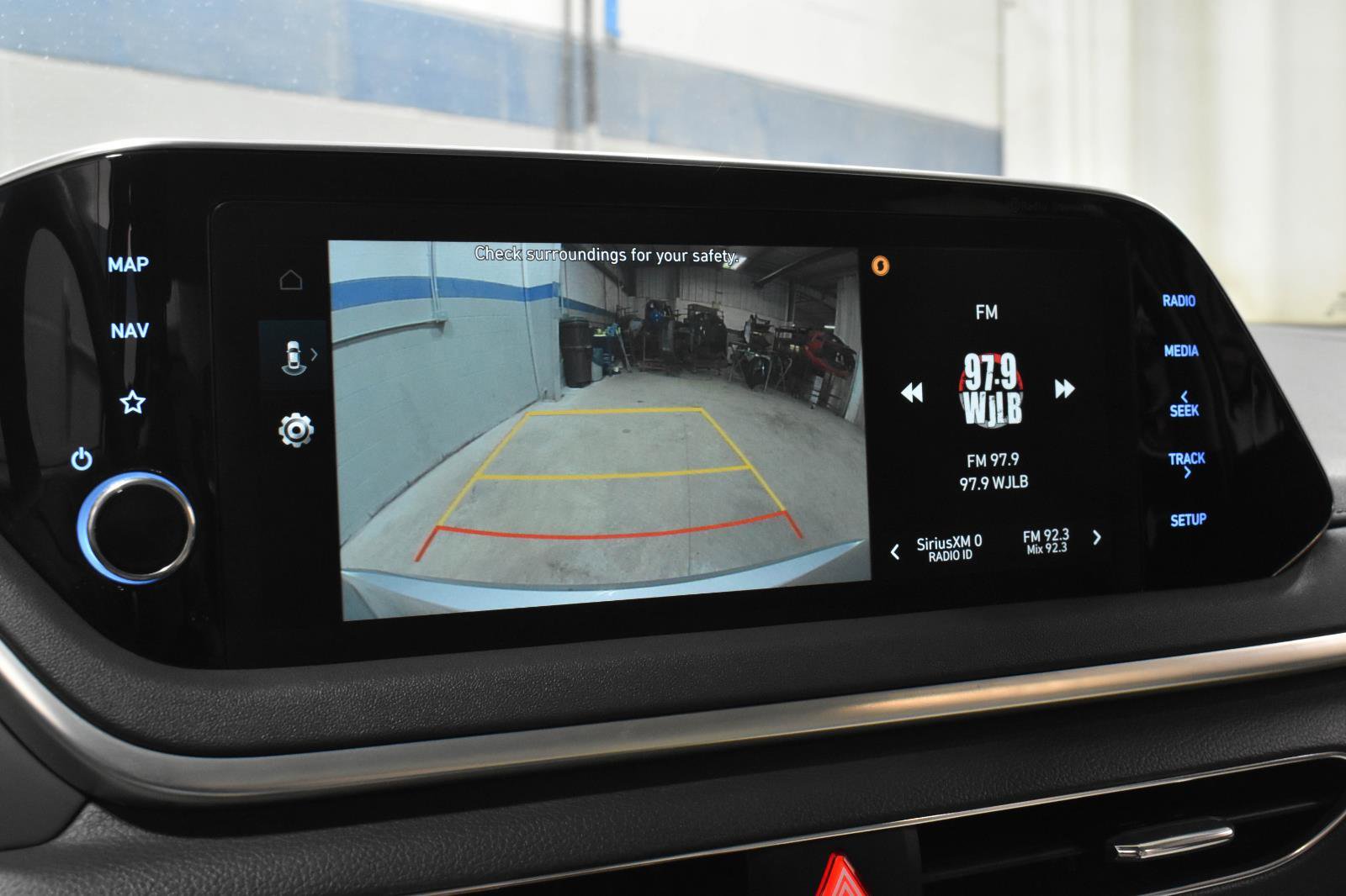 Used 2023 Hyundai Sonata SEL image 17