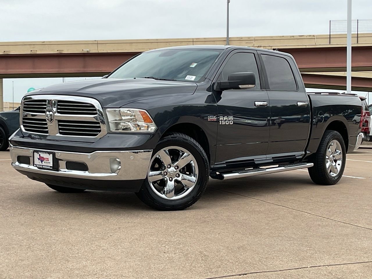 Used 2016 RAM 1500 Lone Star RWD image 2