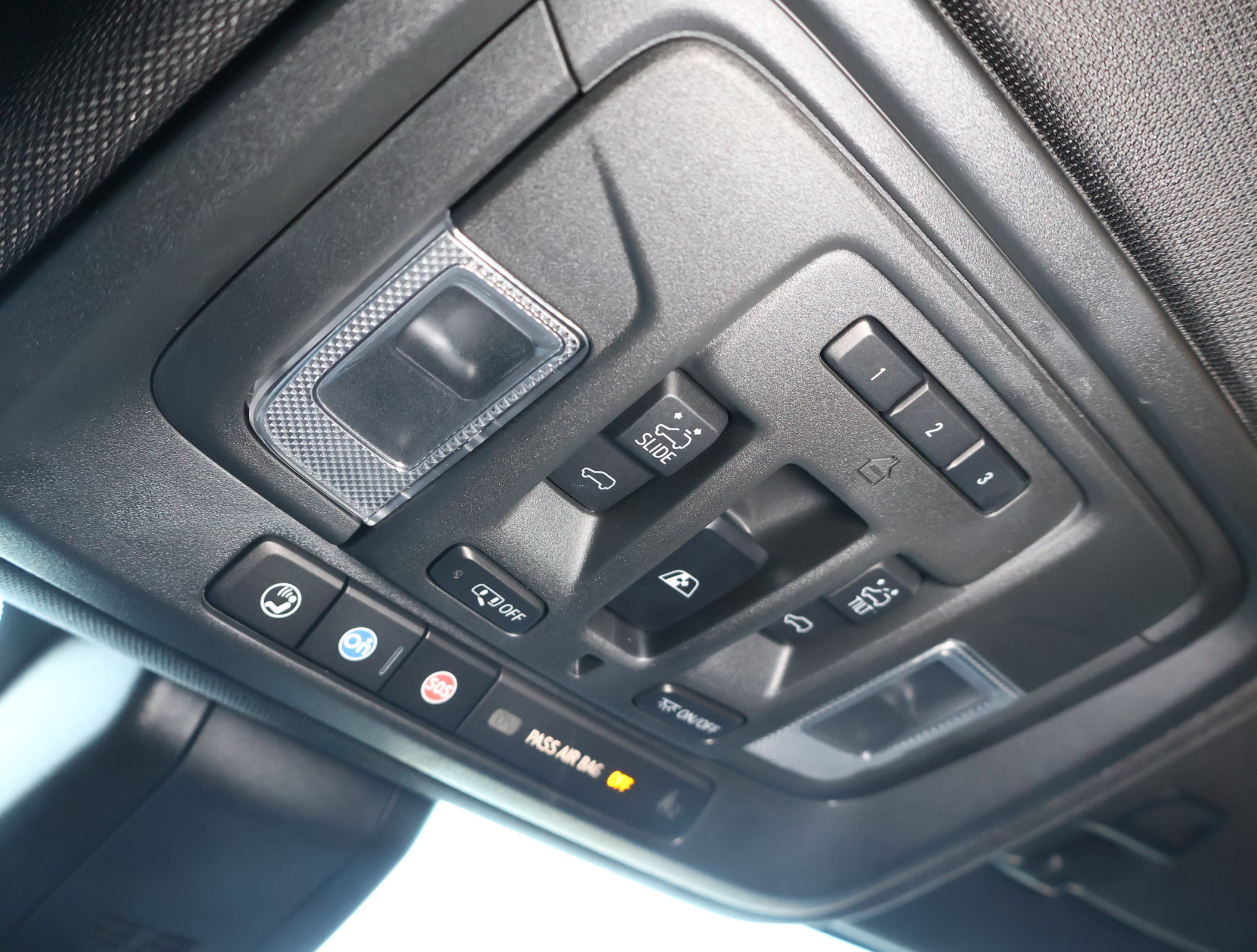 Used 2020 Chevrolet Silverado 1500 High Country w/ Technology Package image 26