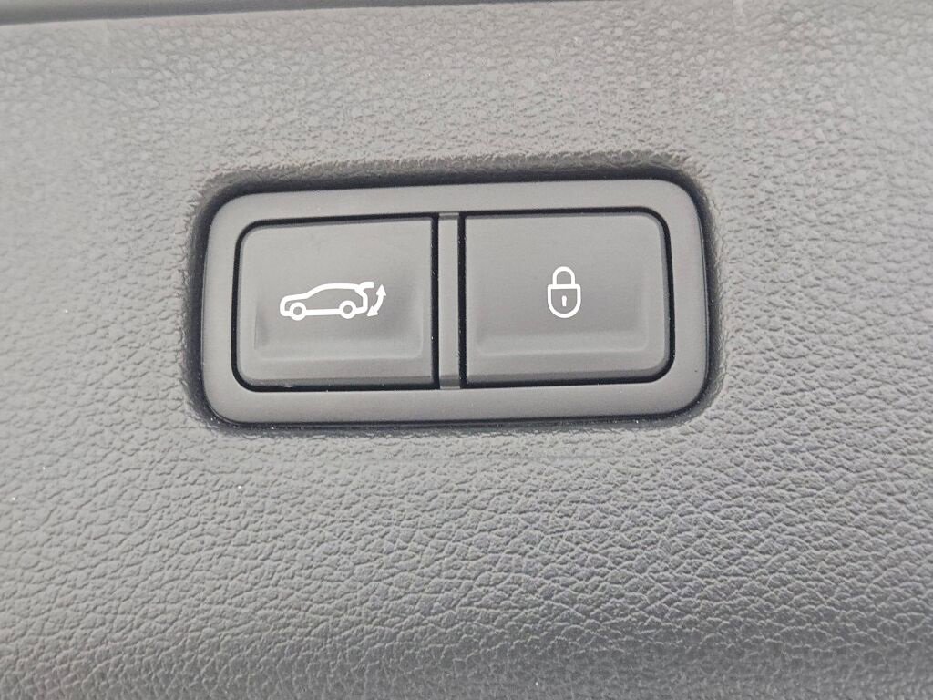 Used 2024 Genesis GV80 2.5T image 19