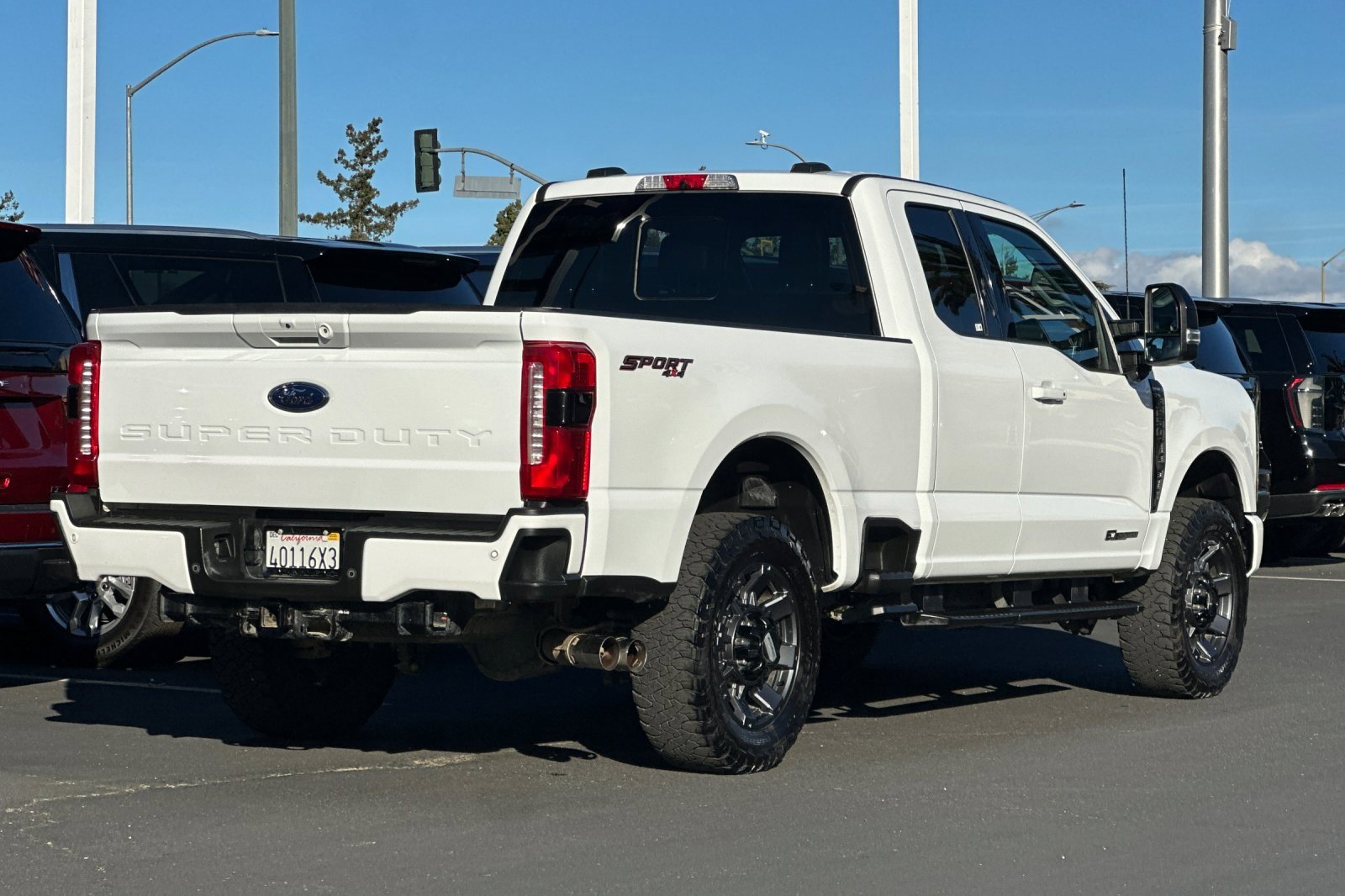 Used 2024 Ford F250 Lariat w/ Sport Appearance Package image 5