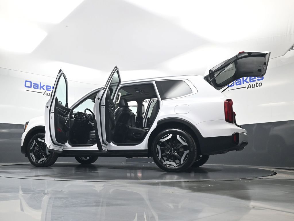 Certified 2024 Kia Telluride S w/ S Sunroof Package image 64