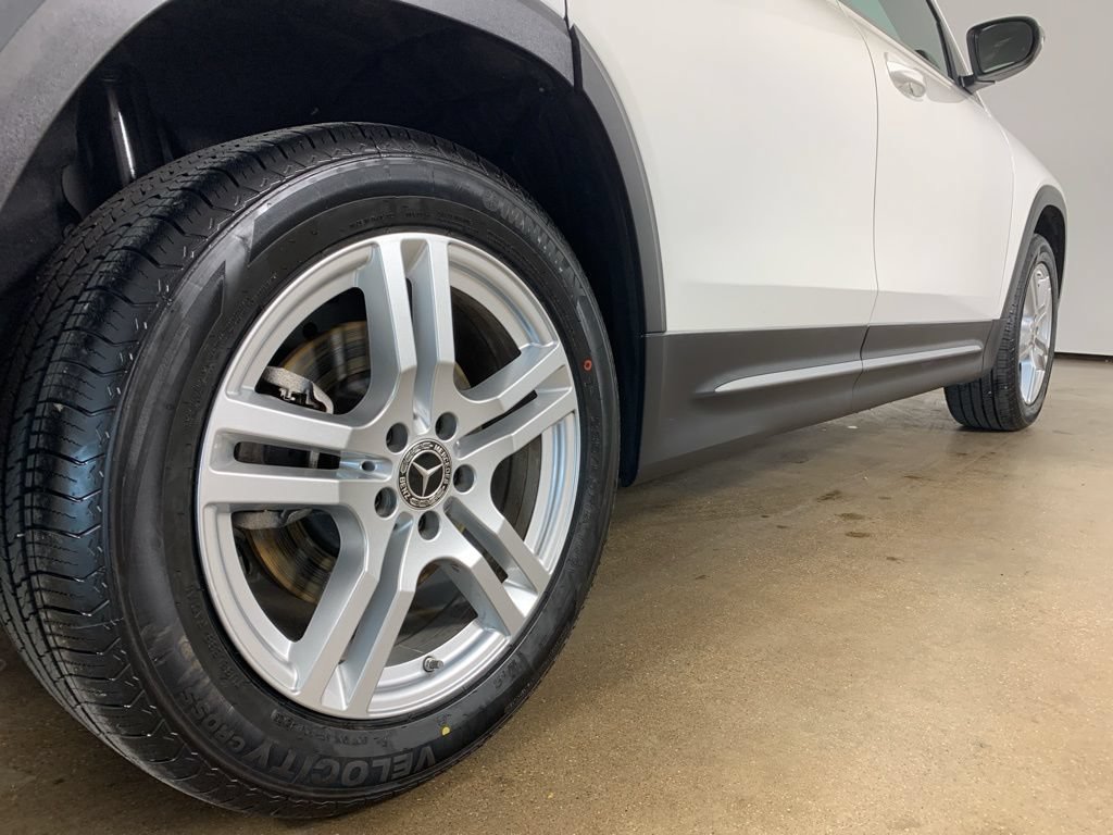 Used 2020 Mercedes-Benz GLB 250 image 11
