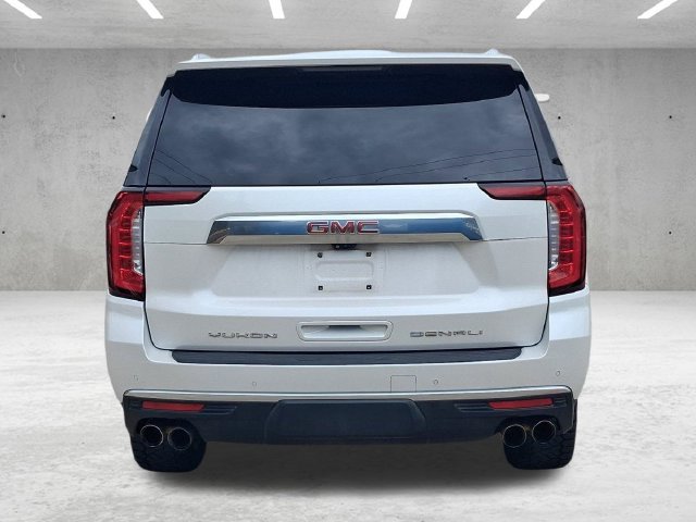 Used 2021 GMC Yukon XL Denali w/ Denali Premium Package AWD/4WD image 19