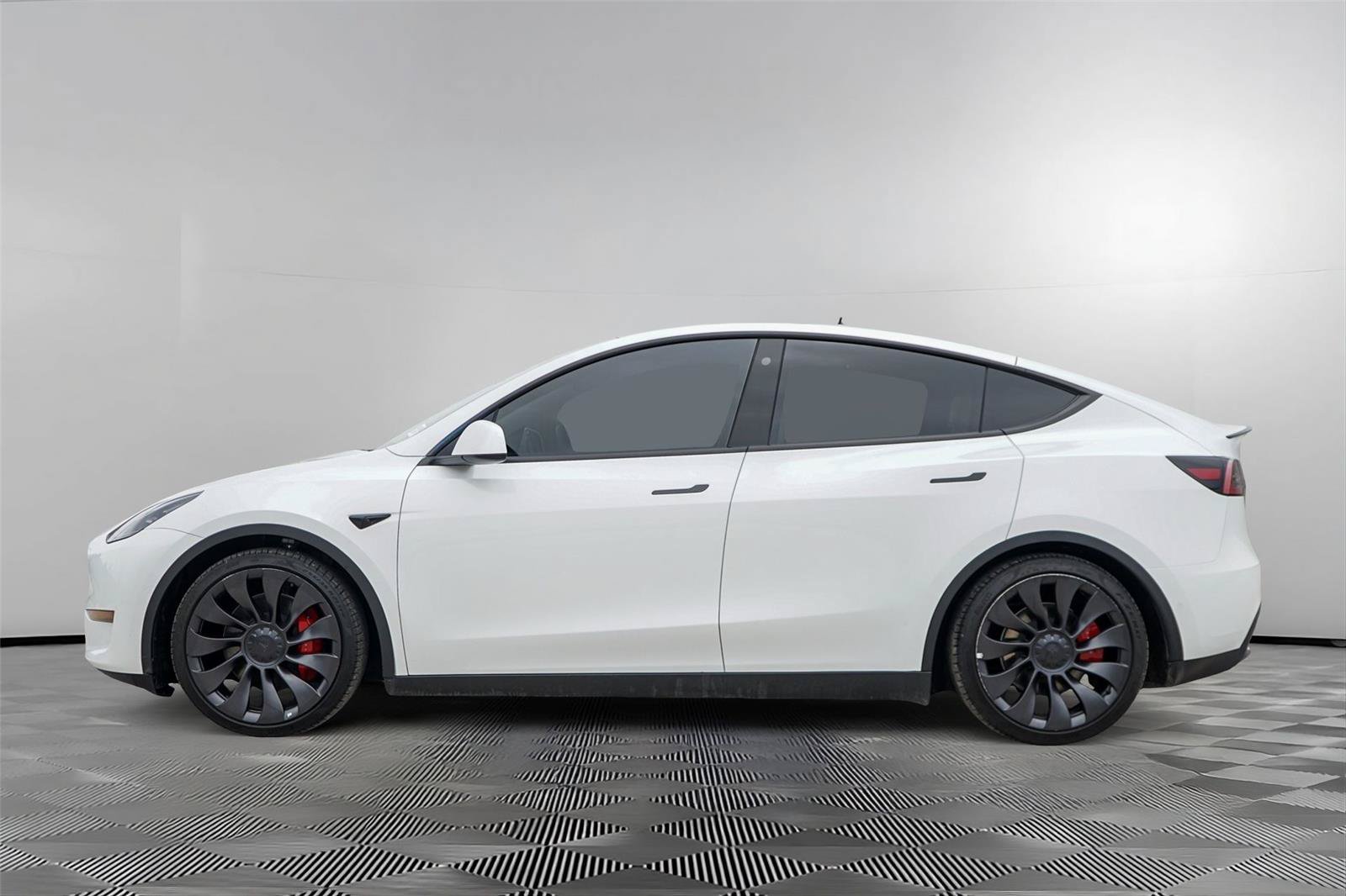 Used 2022 Tesla Model Y Performance AWD/4WD image 7