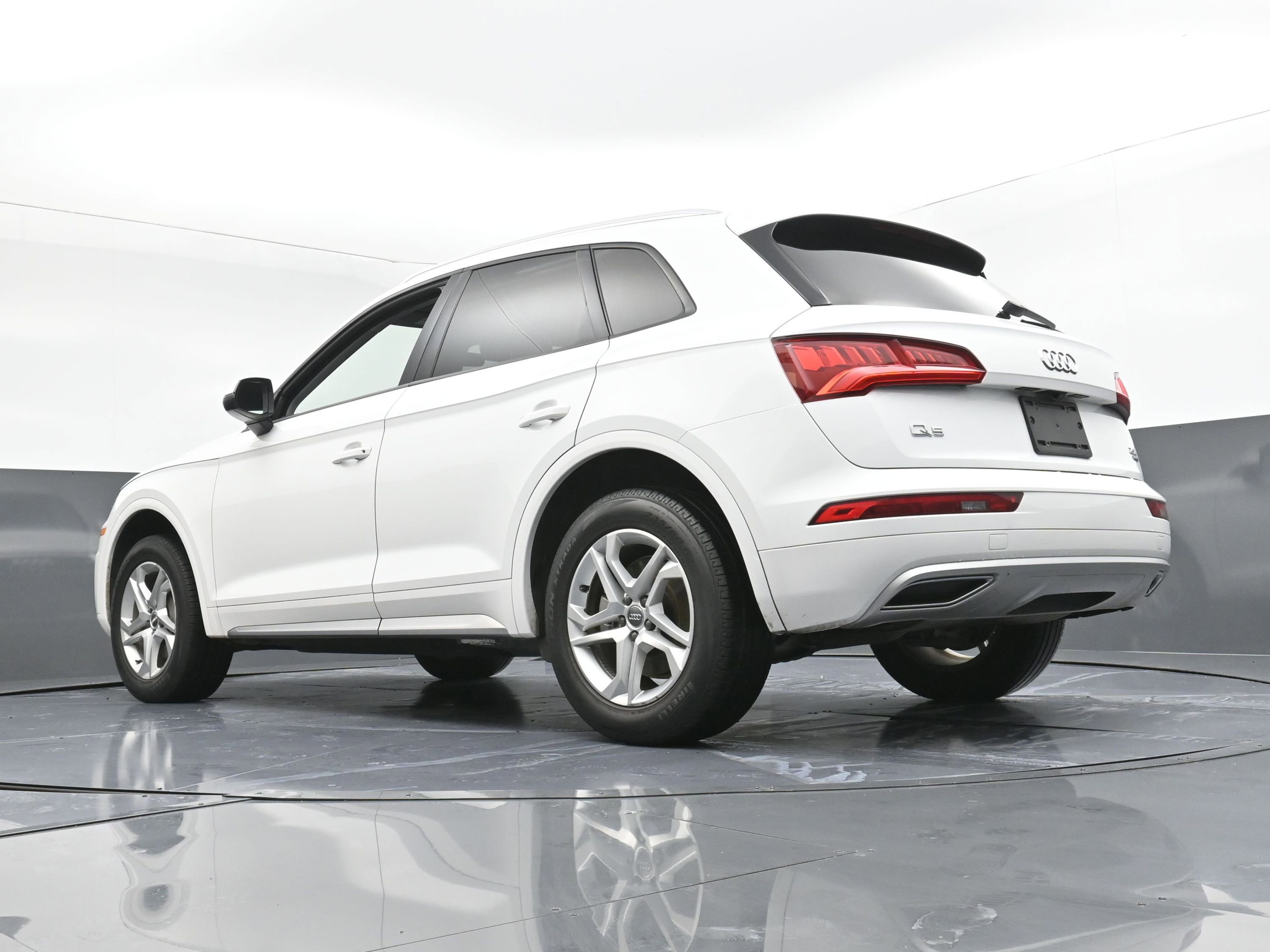 Used 2018 Audi Q5 2.0T Premium image 23