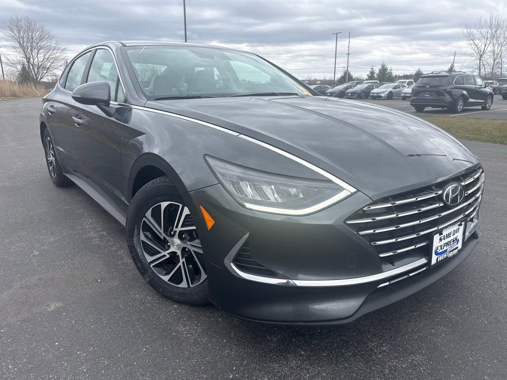 Used 2022 Hyundai Sonata Blue image 2