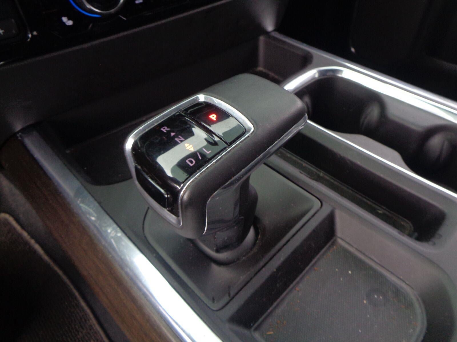 Used 2024 Chevrolet Silverado 1500 High Country w/ Midnight Edition AWD/4WD image 19