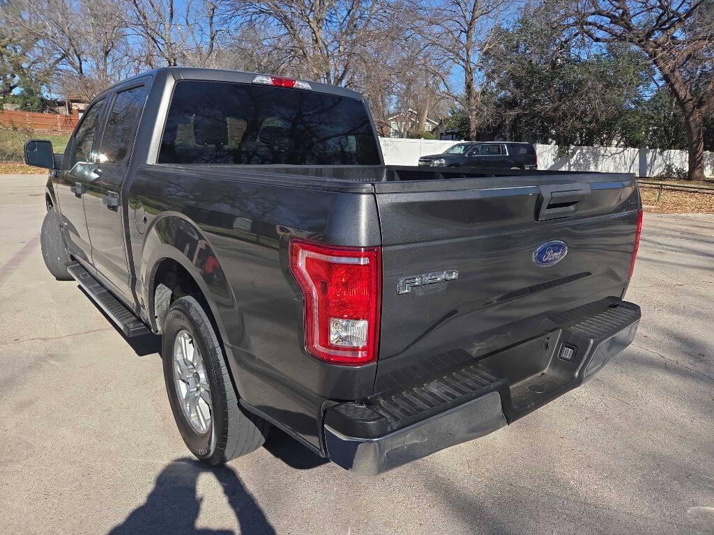 Used 2017 Ford F150 XLT RWD image 4