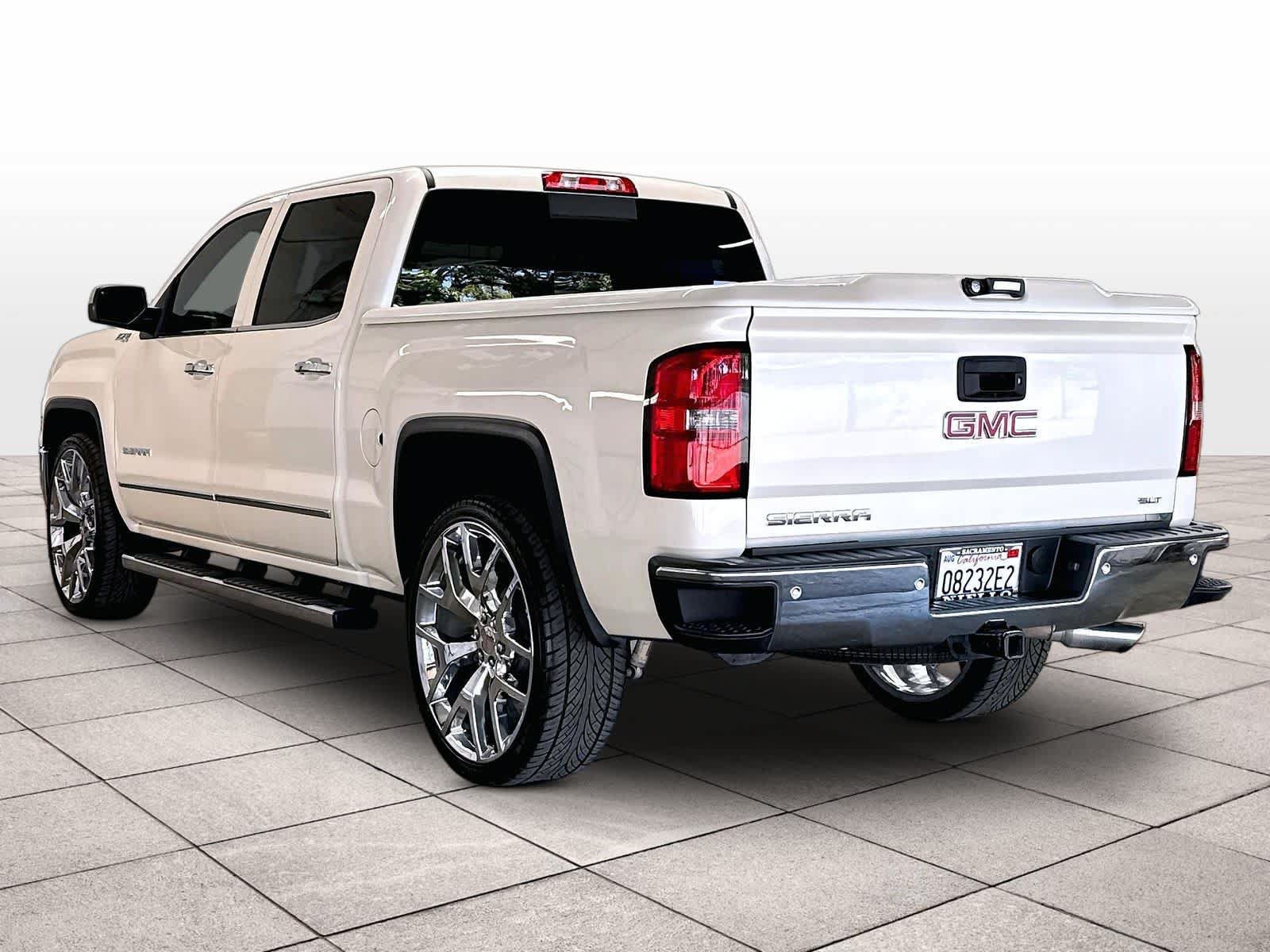 Used 2014 GMC Sierra 1500 SLT w/ SLT Crew Cab Value Package AWD/4WD image 7