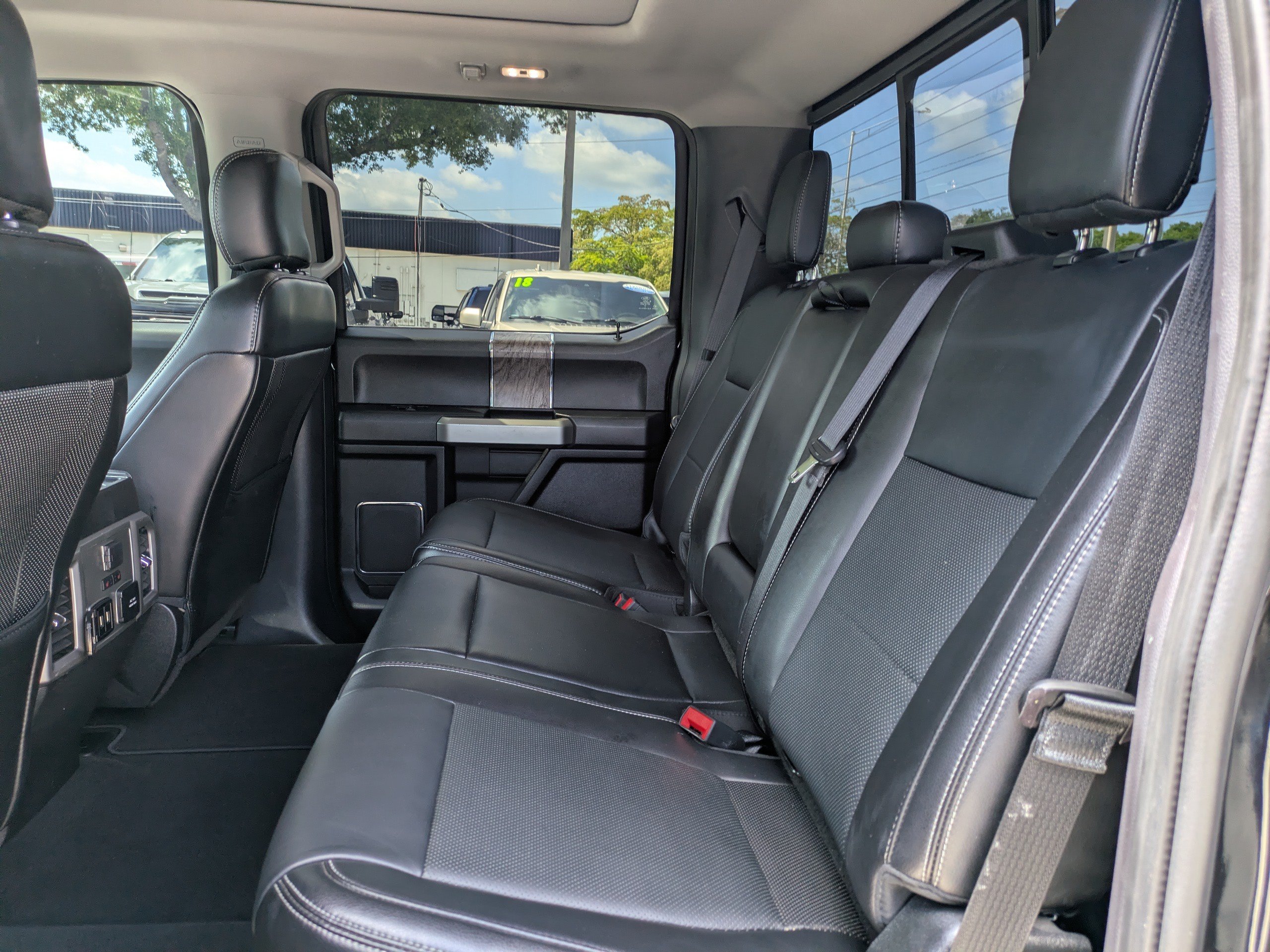 Used 2019 Ford F450 Lariat w/ Lariat Ultimate Package AWD/4WD image 14