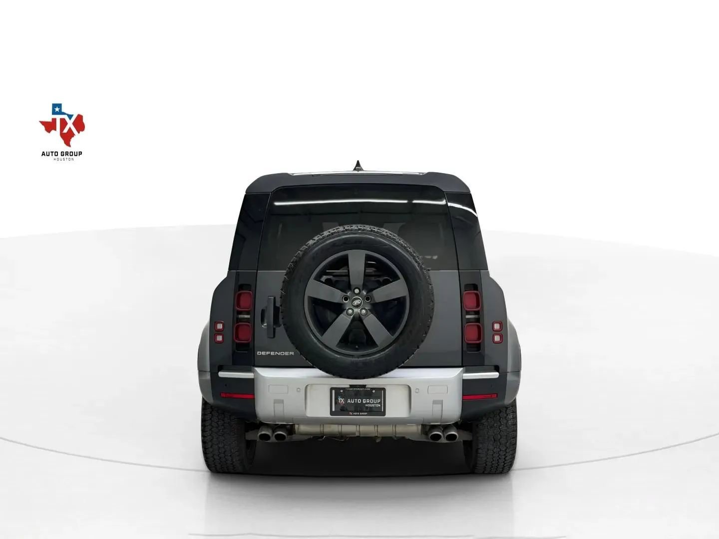 Used 2024 Land Rover Defender 110 SE AWD/4WD image 8