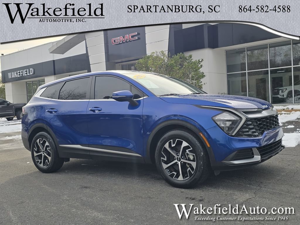 Used 2023 Kia Sportage EX image 1