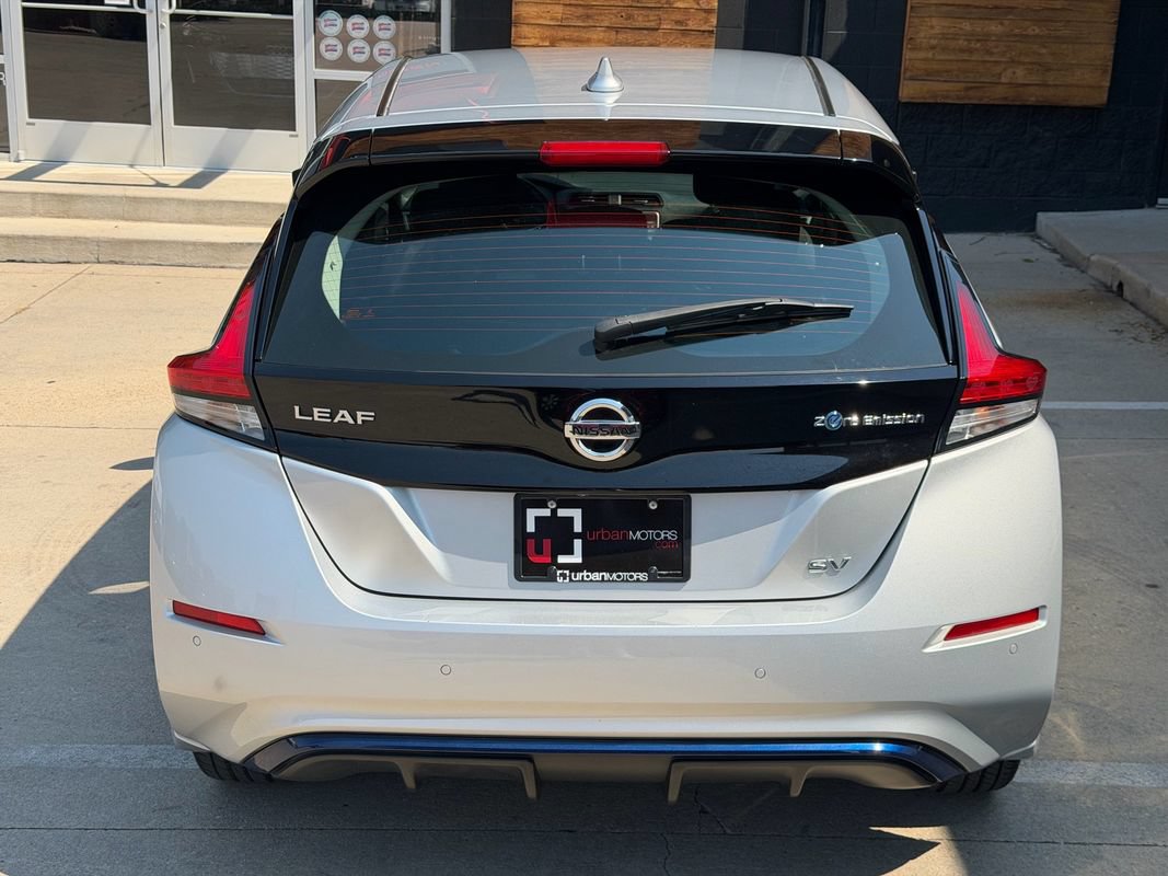 Used 2022 Nissan Leaf SV FWD image 14
