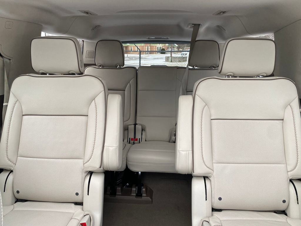 Used 2024 GMC Yukon XL Denali image 35