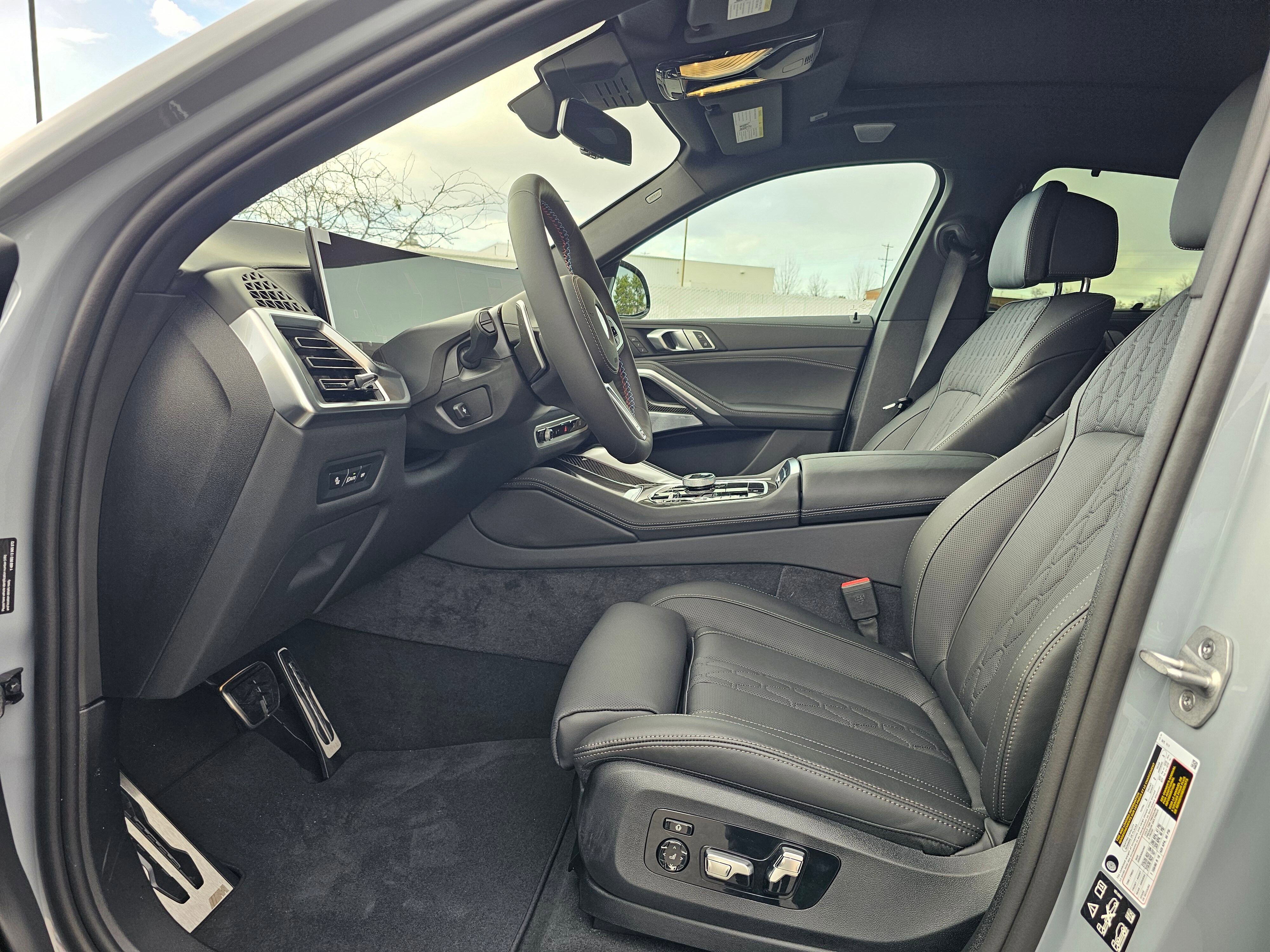 New 2026 BMW X6 M60i image 11