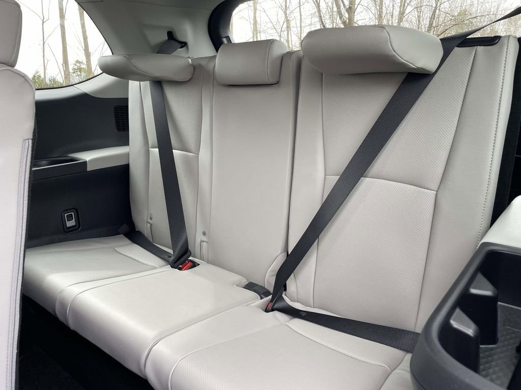 New 2026 Toyota Grand Highlander Limited image 28