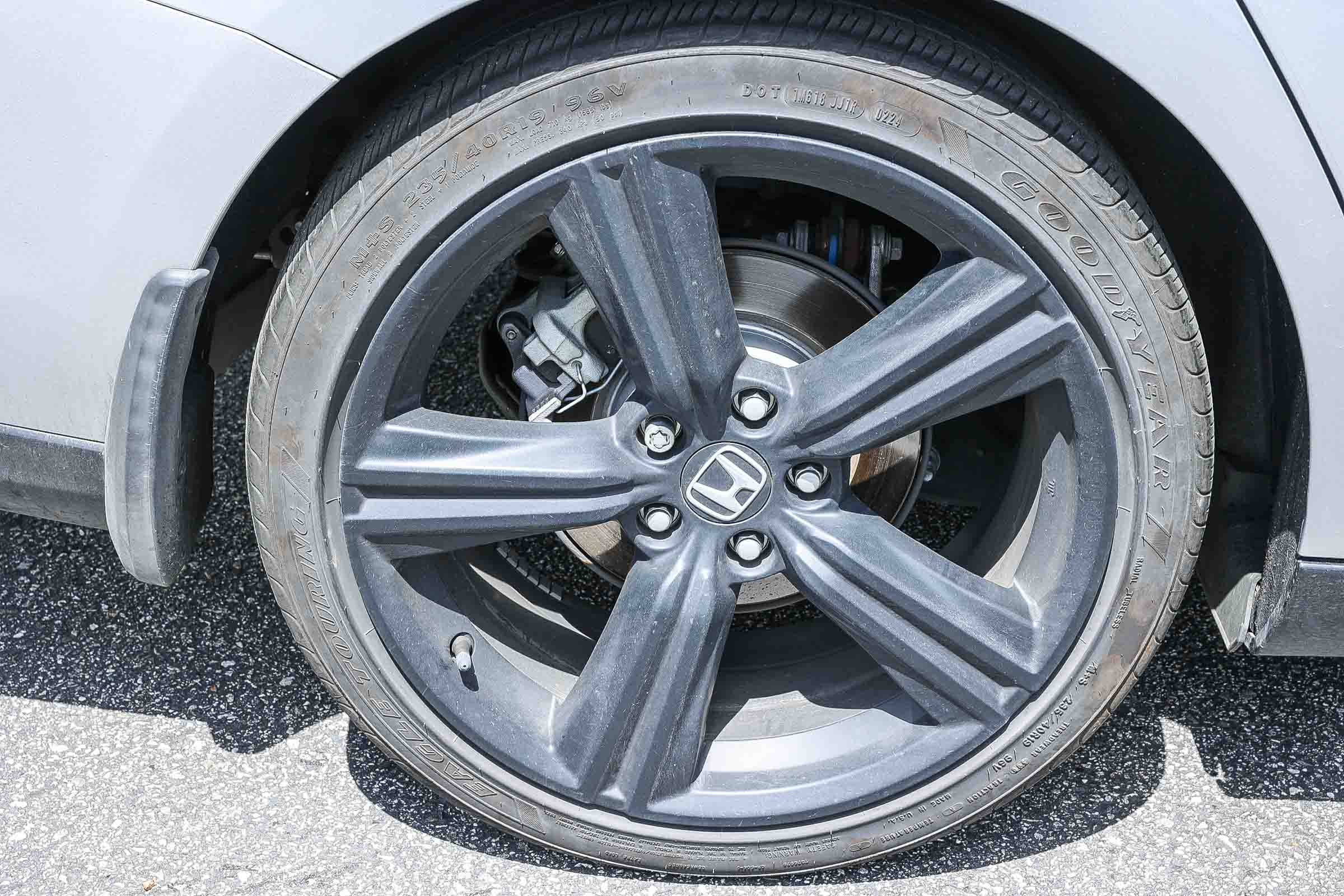 Used 2024 Honda Accord Sport image 12