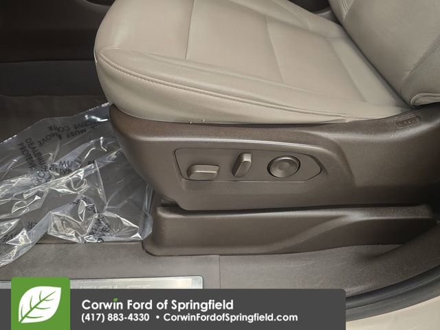 Used 2023 Chevrolet Suburban LT image 36